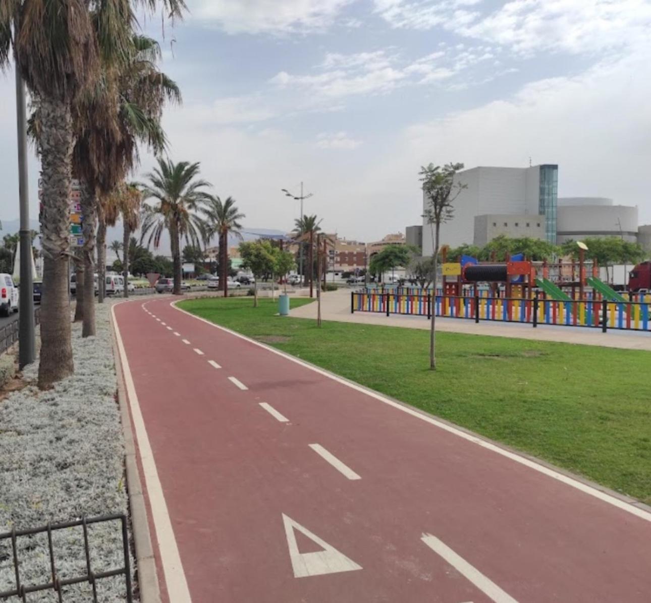 Atico Junto Al Teatro Auditorio De Roquetas De Mar Dış mekan fotoğraf